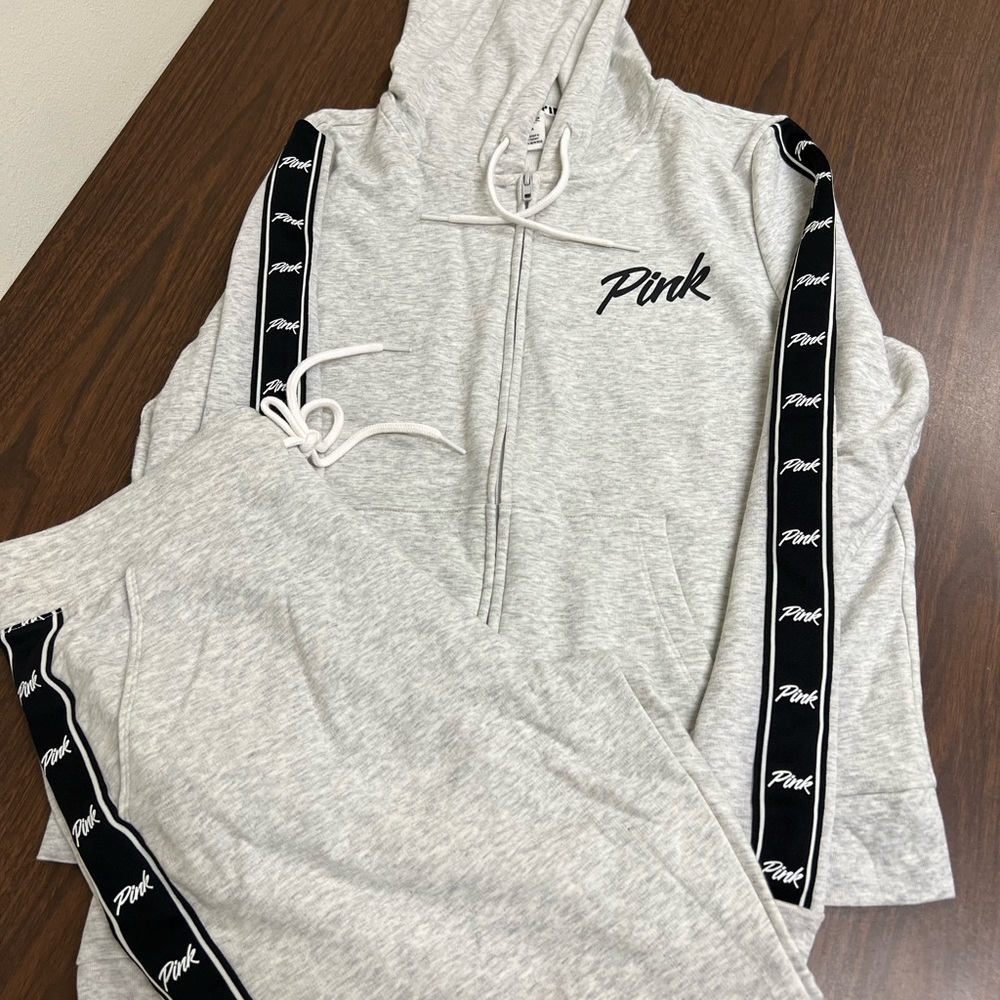 PINK Zip up Hoodie and pant set NEW Large
